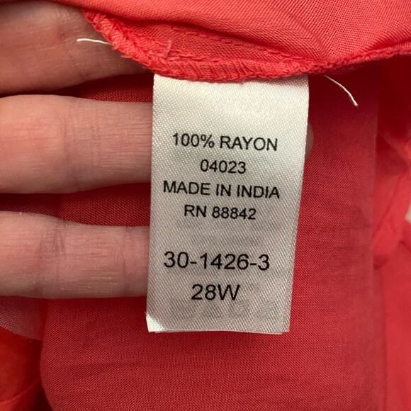 Denim 24/7 NWOT Tropical Ombre' Button Front Versatile Rayon Travel Tunic 28W - Picture 6 of 8